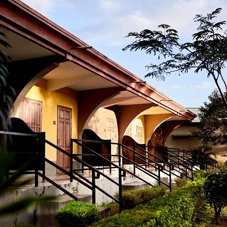 Andasibe Lemurs Lodge Esterno foto