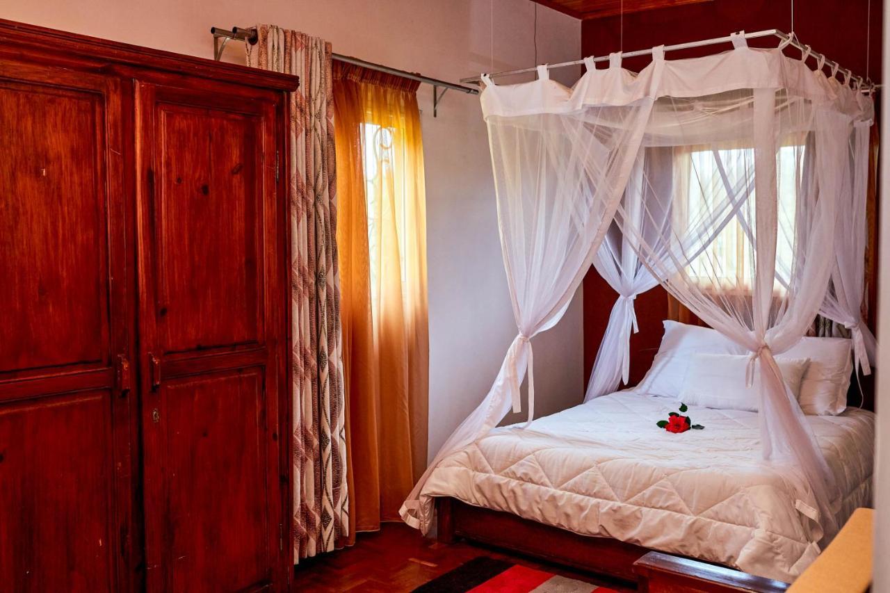 Andasibe Lemurs Lodge Esterno foto
