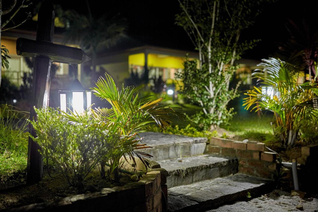 Andasibe Lemurs Lodge Esterno foto