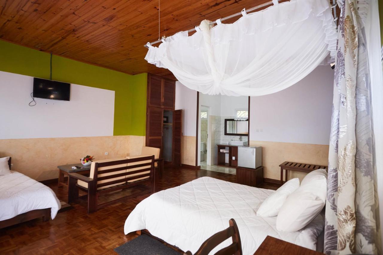 Andasibe Lemurs Lodge Esterno foto