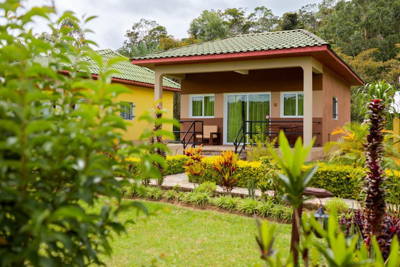 Andasibe Lemurs Lodge Esterno foto