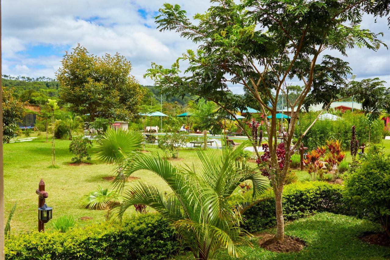 Andasibe Lemurs Lodge Esterno foto