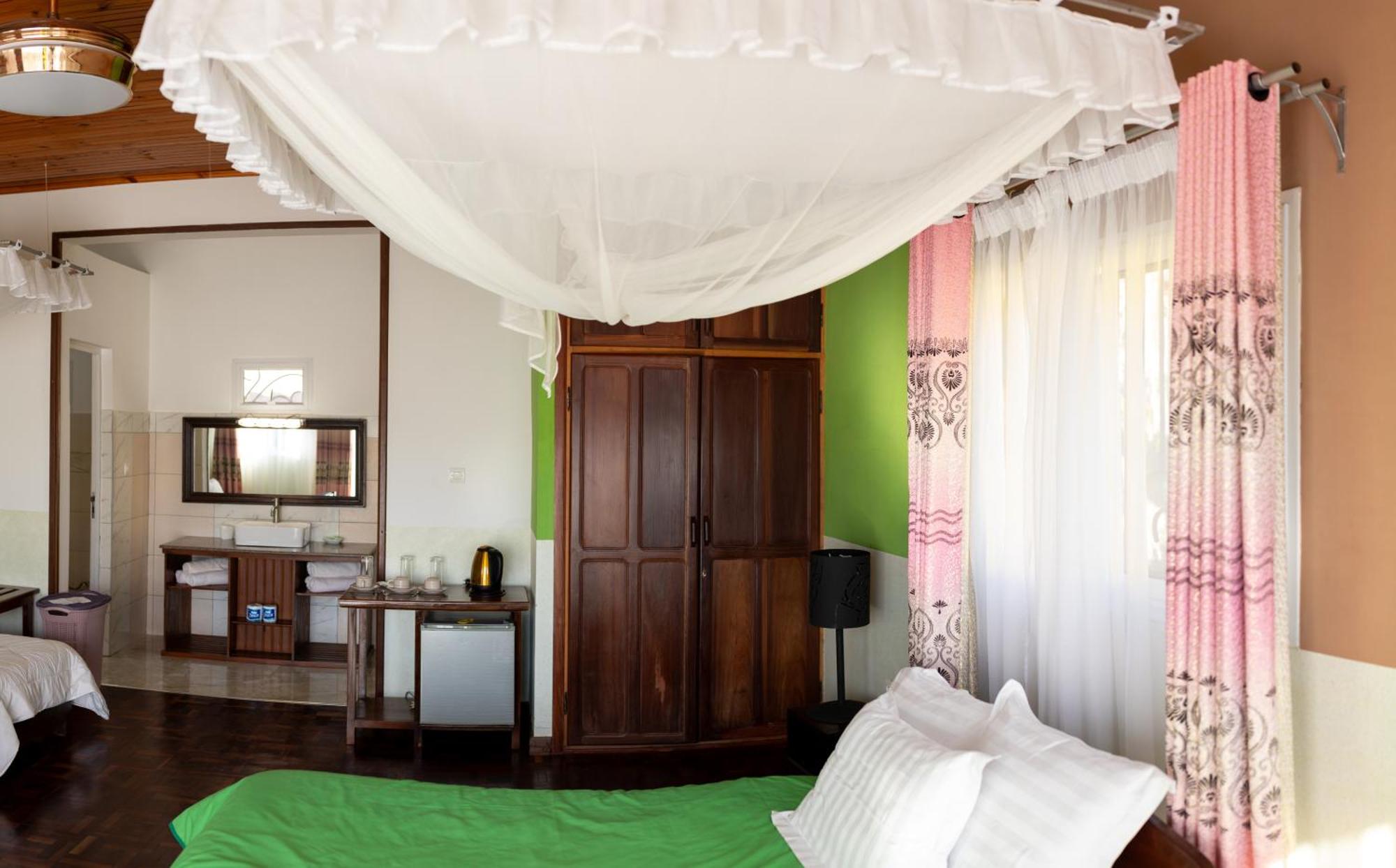 Andasibe Lemurs Lodge Esterno foto
