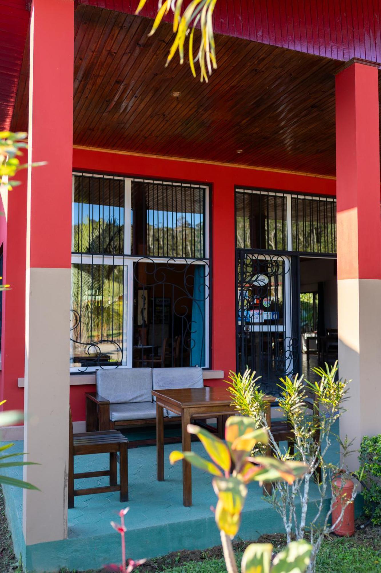 Andasibe Lemurs Lodge Esterno foto